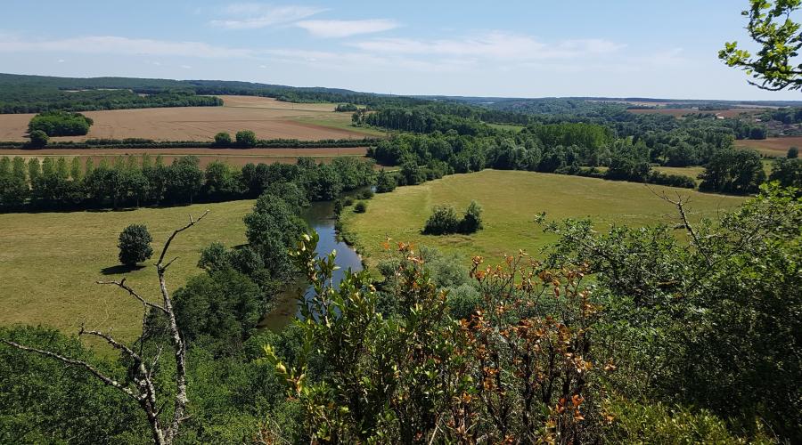 View of the Yonne in the direction of Chatel-Censoir (in the distance) from above Merry-sur-Yonne