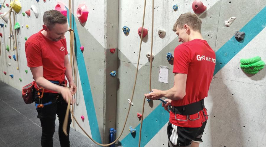 climbers doing ropework