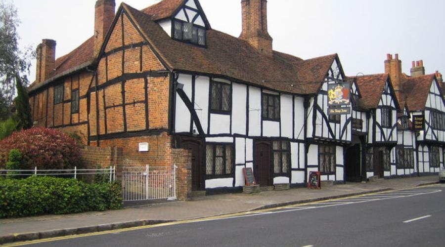 Amersham Old Town: The King's Arms hotel