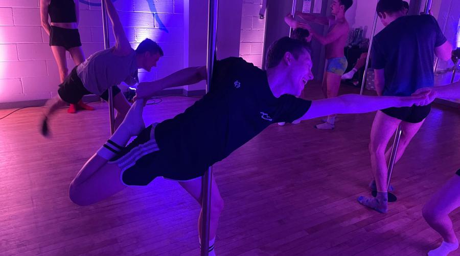 Cloud Aerial Arts (Photo credit: nialljohnson96)