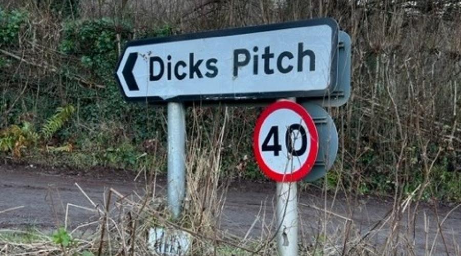 Dicks Pitch Road Sign