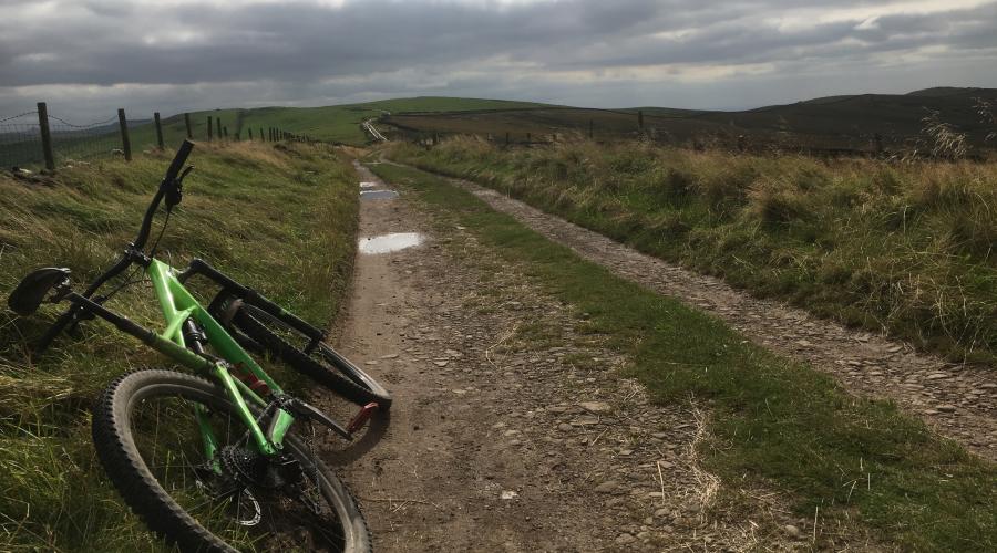 Gritstone Trail