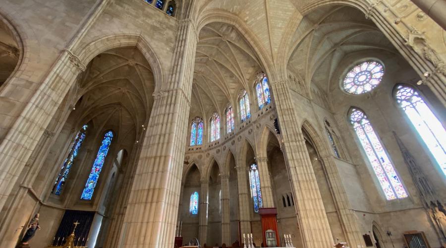 Arundel Cathedral inside