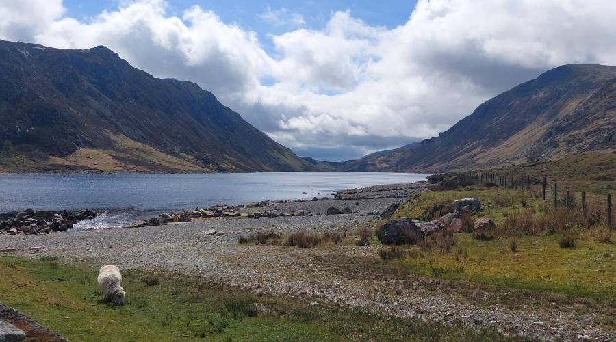 Llyn Colwyd Right Hand Side