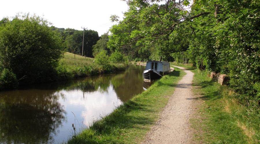 Narrowboat moored up on Peak Forest Canal