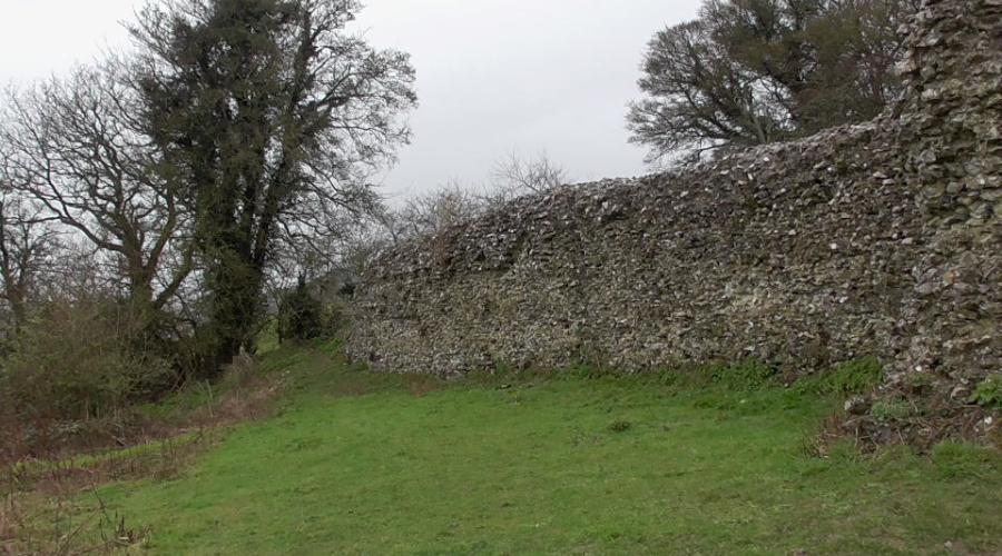 thurnham castle wall