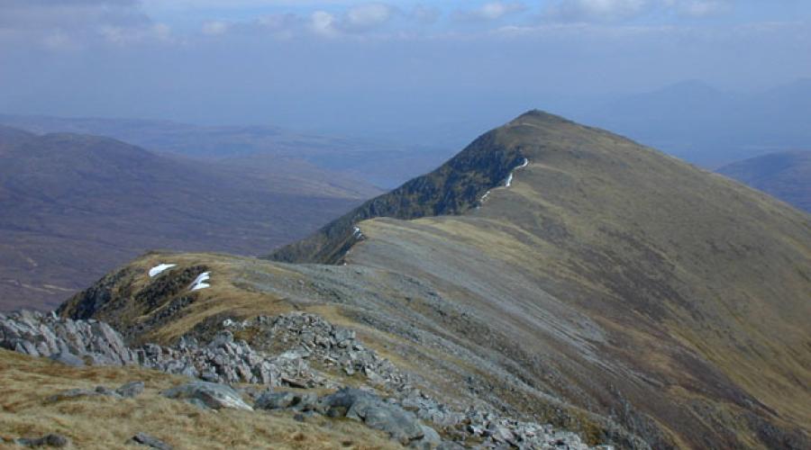 The eastern end of the South Glen Shiel Ridge