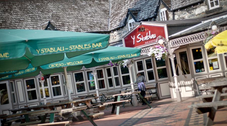 Y Stablau Betws-y-Coed © 2020 Y Stablau